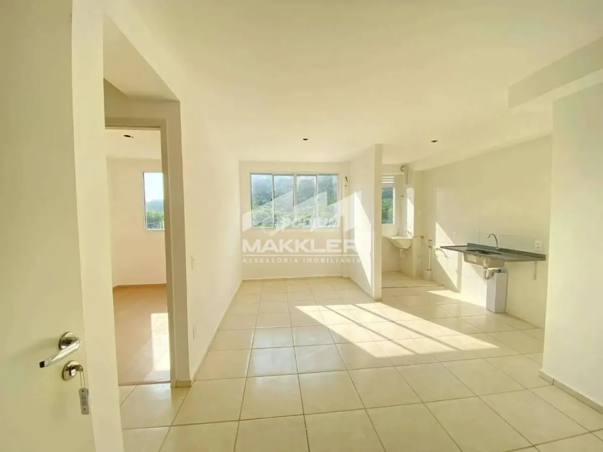 Furnished 2-bedroom apartment with open-plan kitchen — photo 21