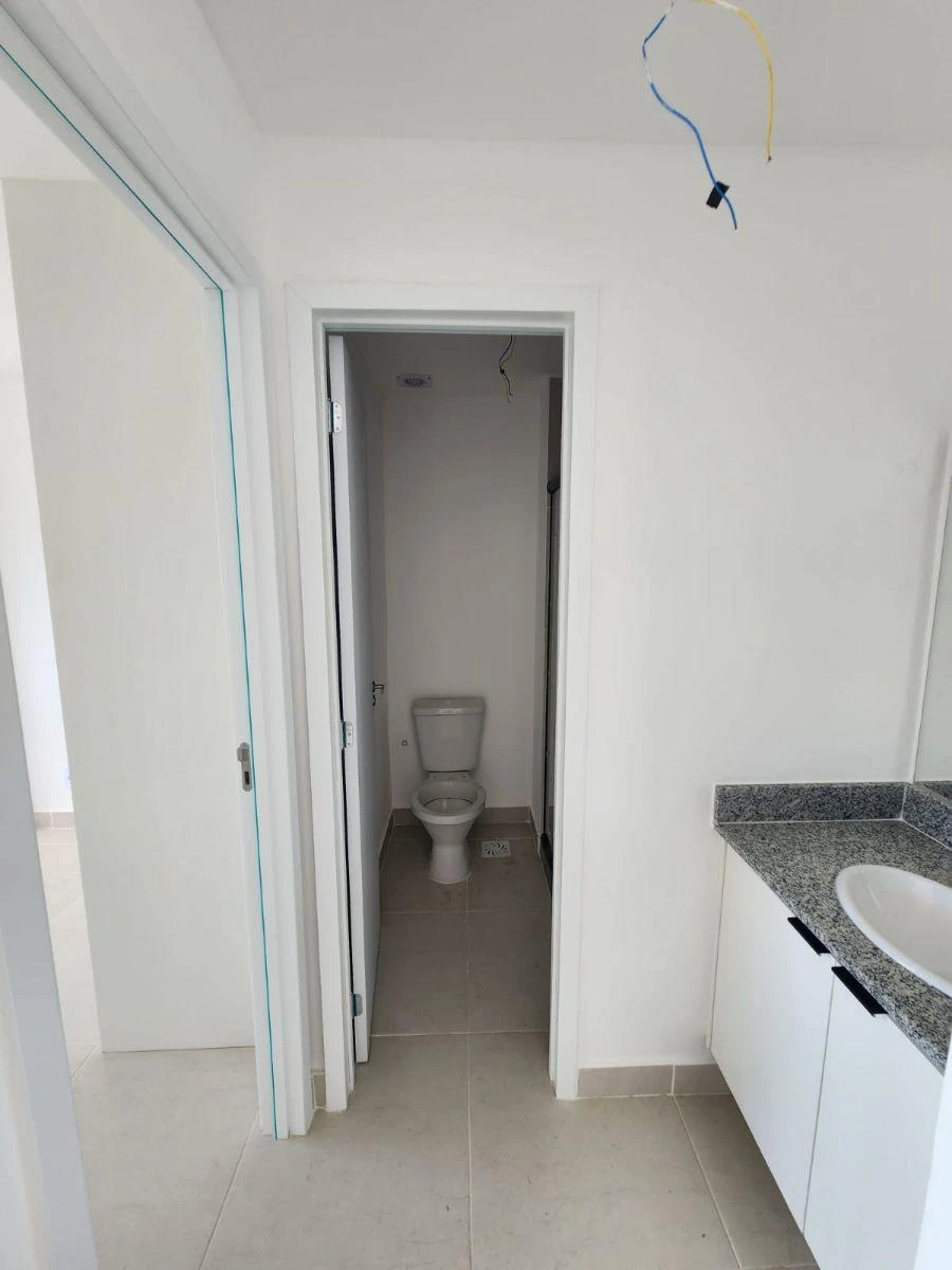 Mountain view in a one-bedroom apartment, 35 m² — photo 11
