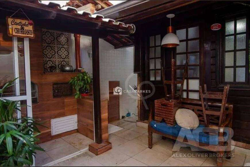 Furnished 3-suite house with 250 m² and 5 baths — photo 5