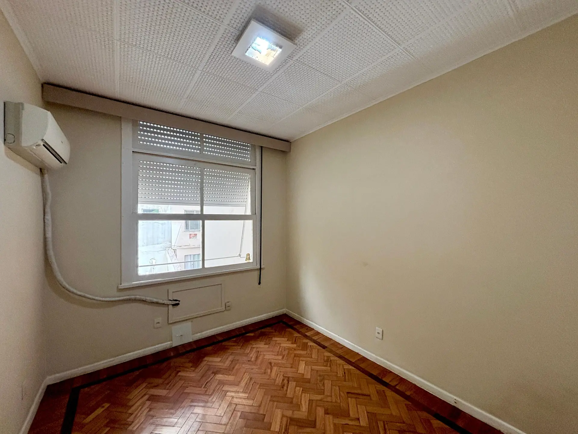 3-bedroom apartment with 2 bathrooms — photo 4
