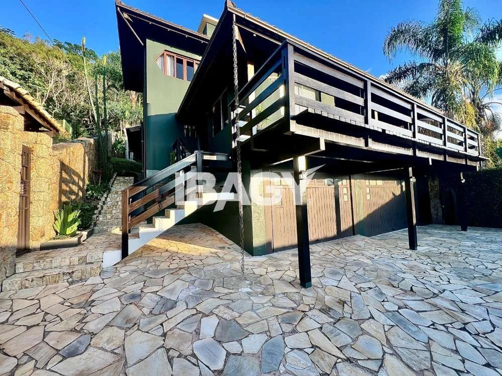 Casa com churrasqueira embutida na varanda e 3 quartos — photo 3