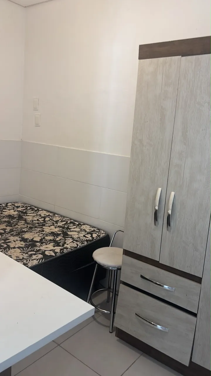 Kitnet tipo estudio con 1 dormitorio y 1 baño — photo 3