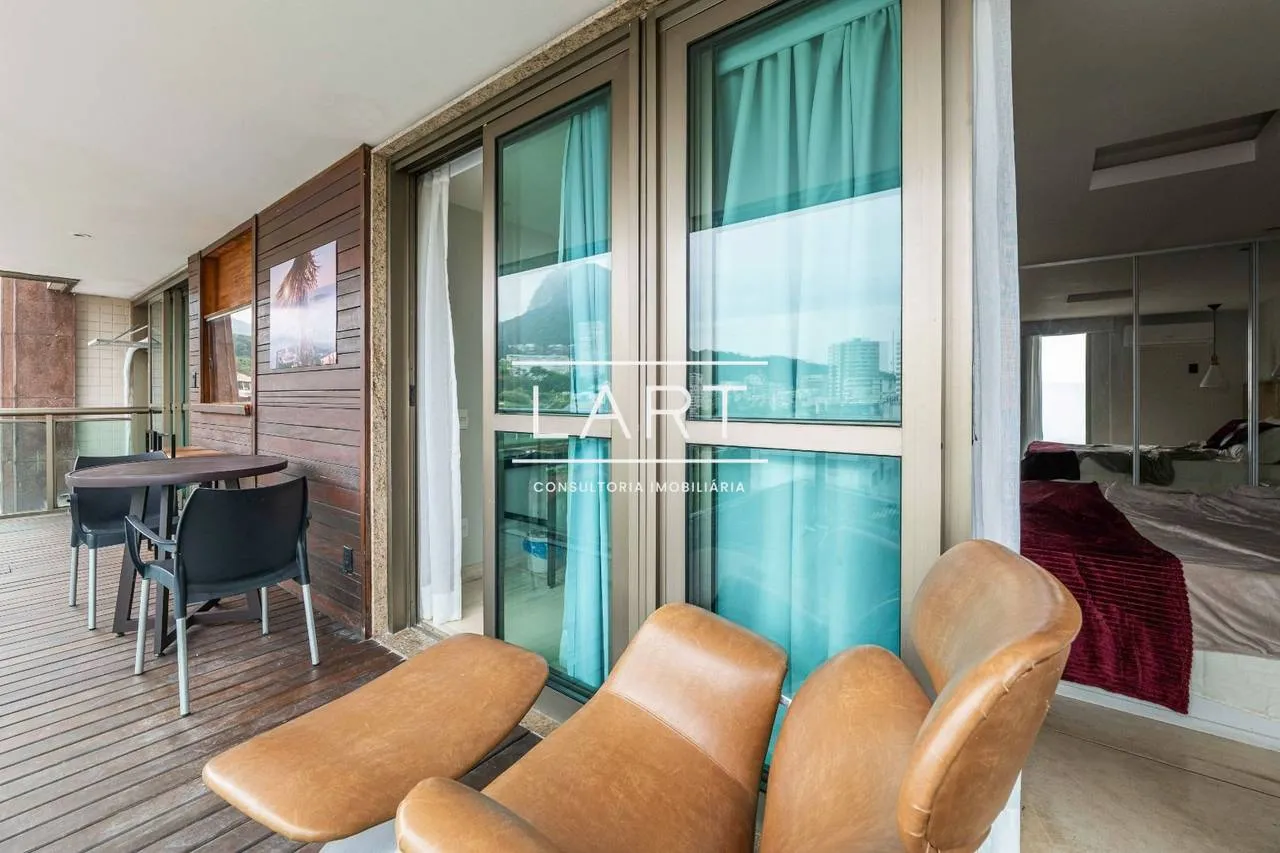 Джакузі та 2 спальні: квартира 170 м² — photo 23