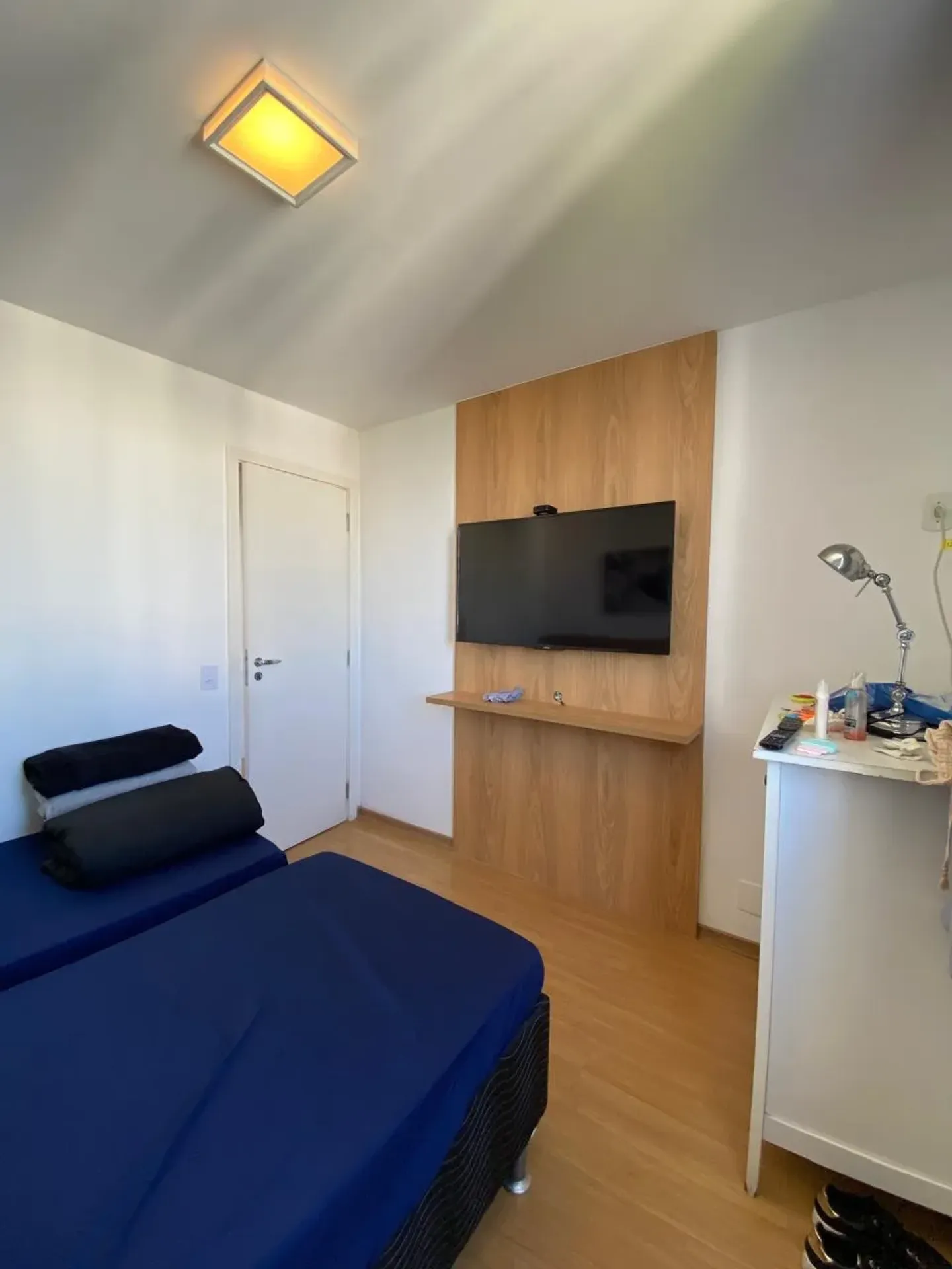 Furnished apartment with 4 bedrooms and a closed kitchen — photo 26