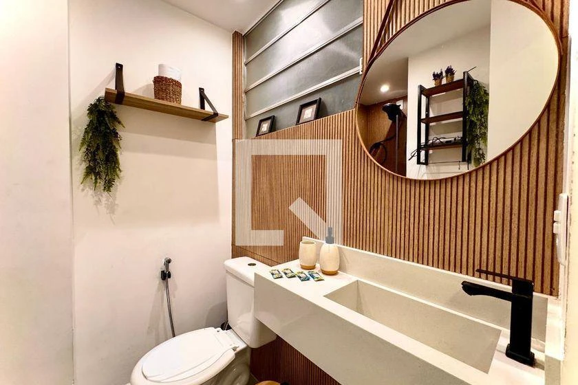 One-bedroom apartment with a washing machine — photo 23