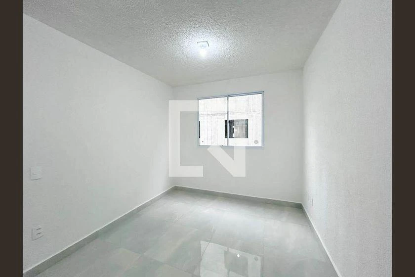 2-bedroom apartment in a building with a gym — photo 11