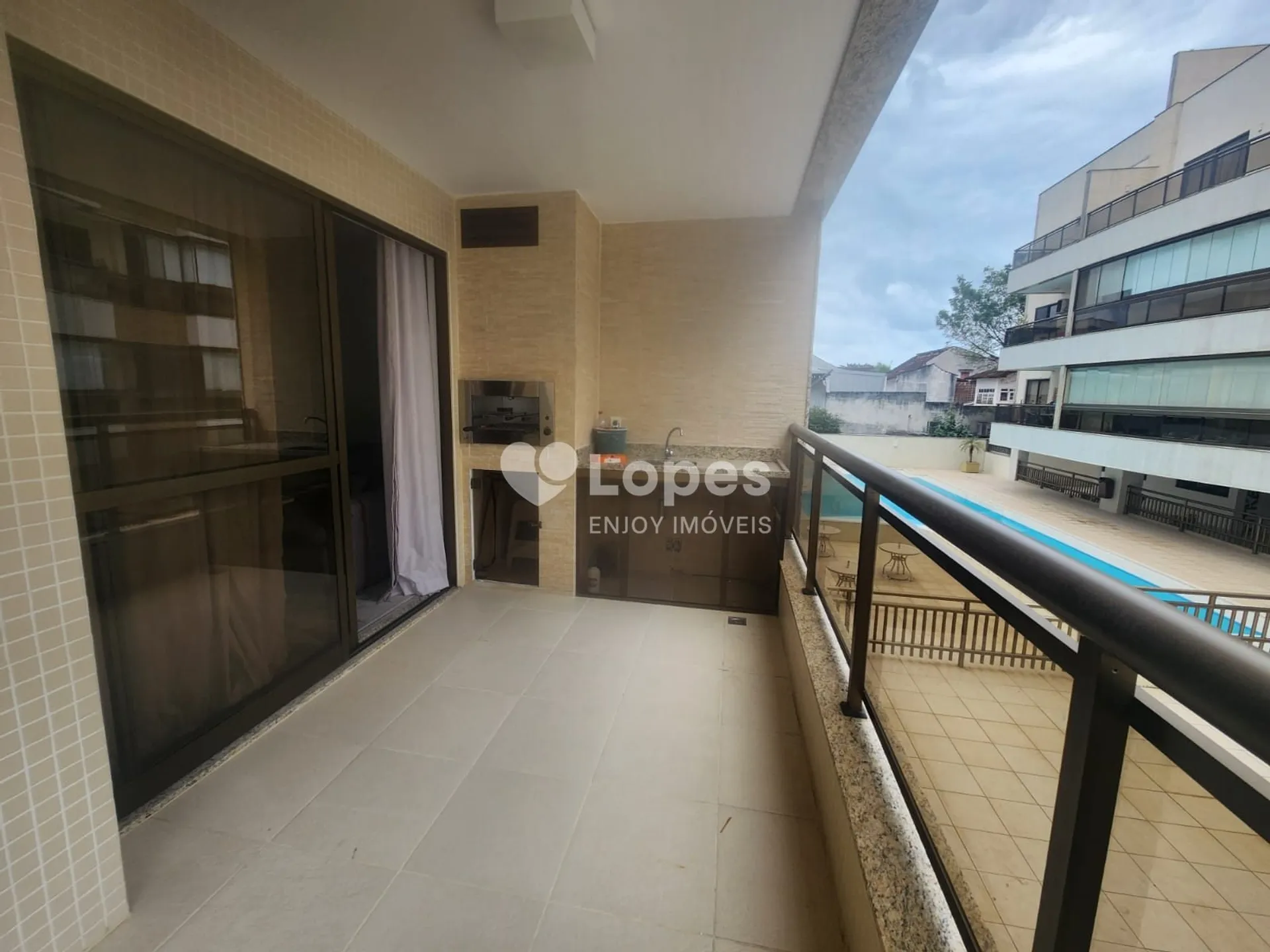 2-bedroom apartment in a building with a sauna — photo 18