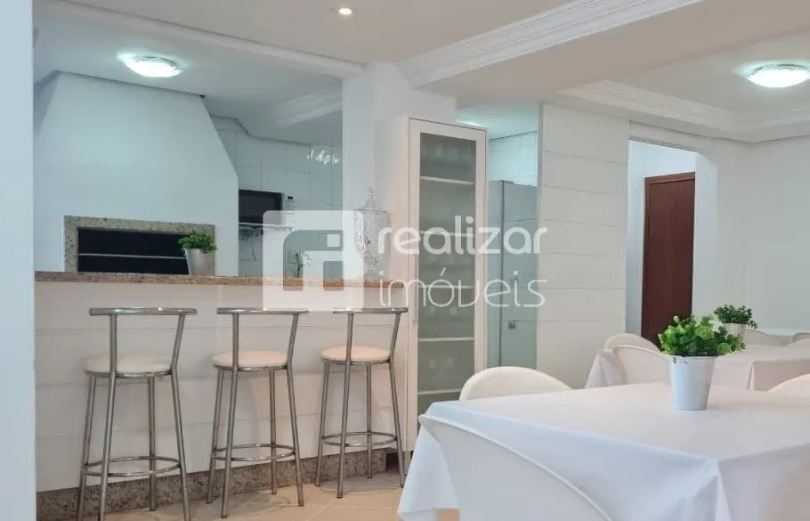 2-bedroom penthouse with 307 m² and 4 bathrooms — photo 13