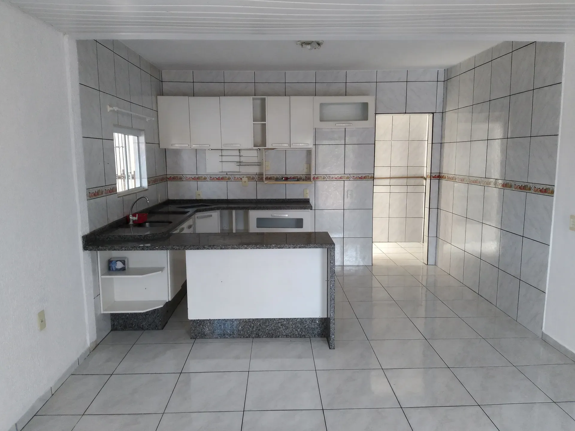 Casa de 5 quartos, sendo 1 suíte, 185 m², Jardim Atlântico