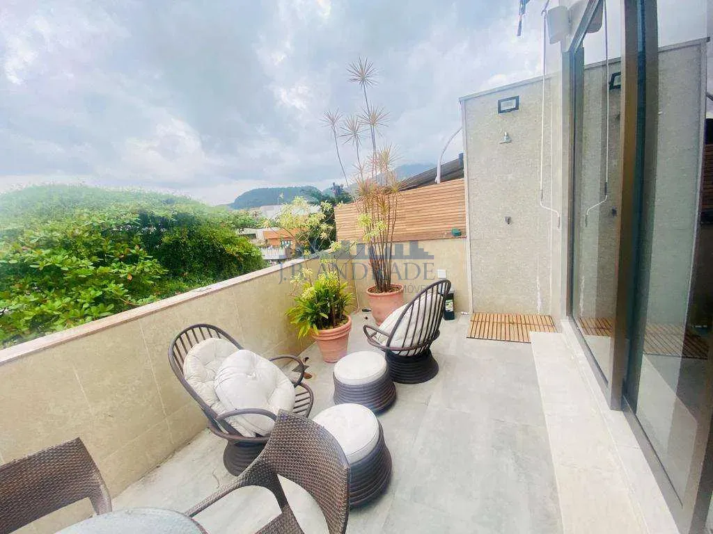 Furnished 4-bedroom apartment with 4 bathrooms — photo 6