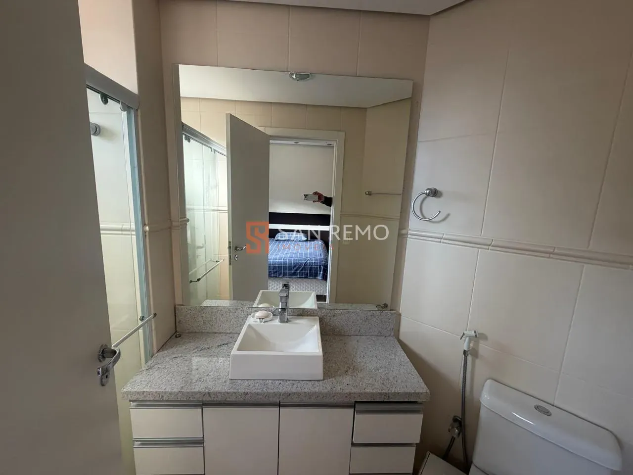 Furnished 98 m² apartment with 3 bedrooms and 1 parking — photo 2