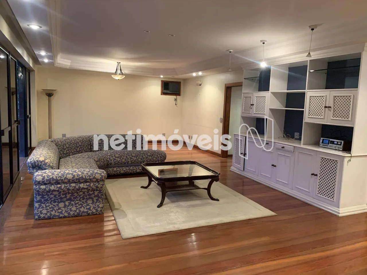 4-bedroom apartment with balcony and 2 parking spots — photo 5