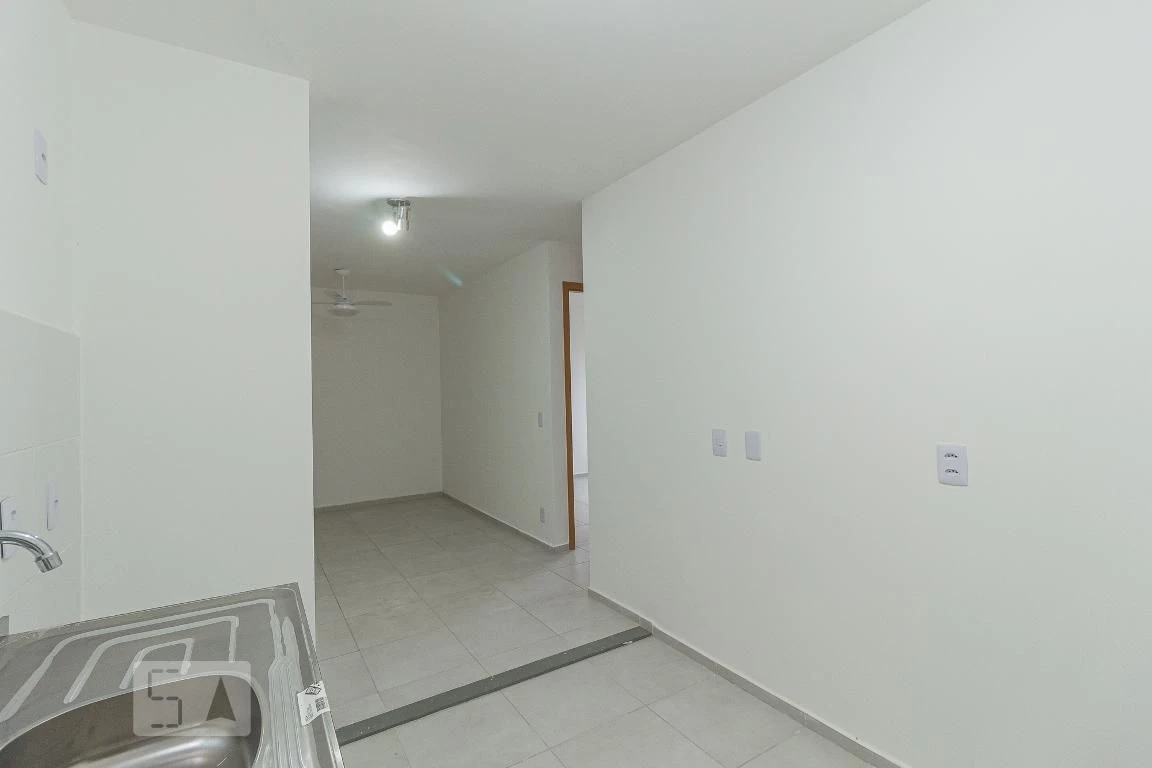 2-bedroom apartment in a building with a pool — photo 27