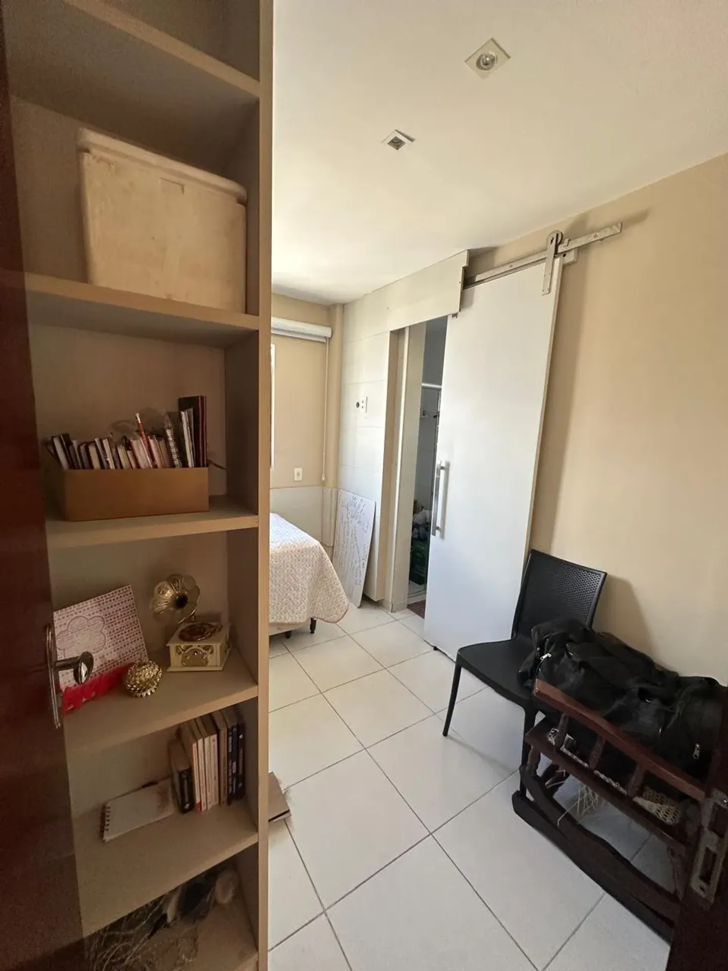 Washing machine in a 3-bedroom apartment, 110 m² — photo 13