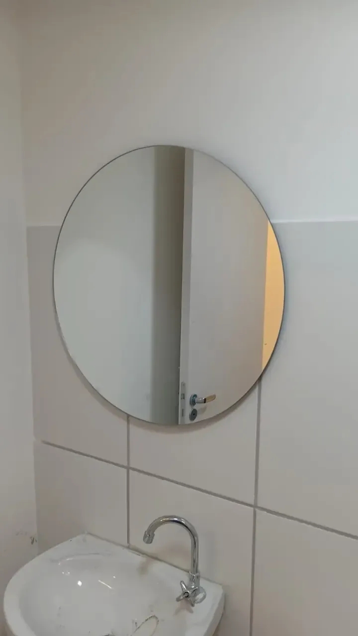 Apartamento com 2 quartos e varanda em bom estado — photo 2