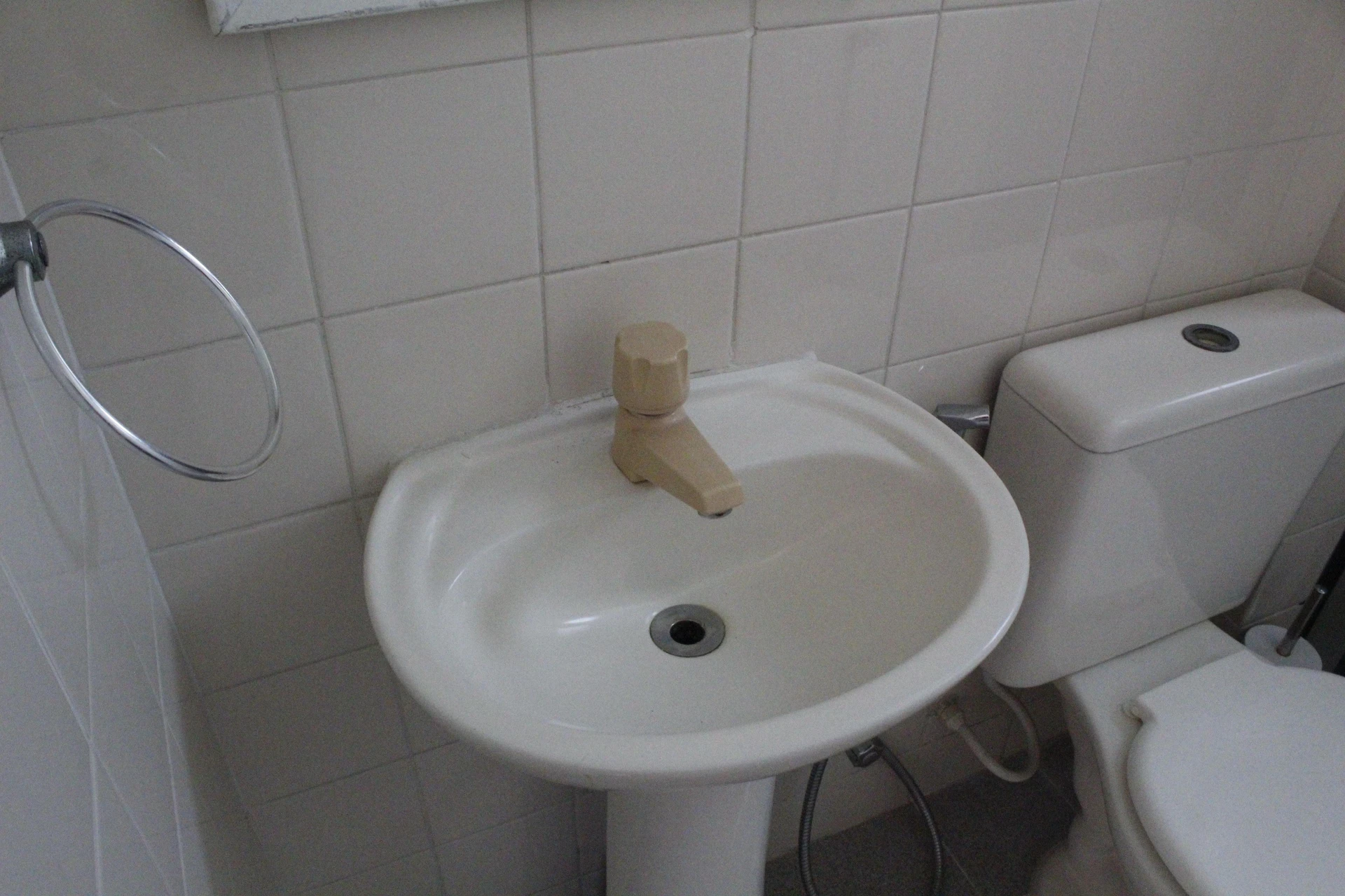 Rental apartment with 3 bedrooms and 1 bathroom — photo 12