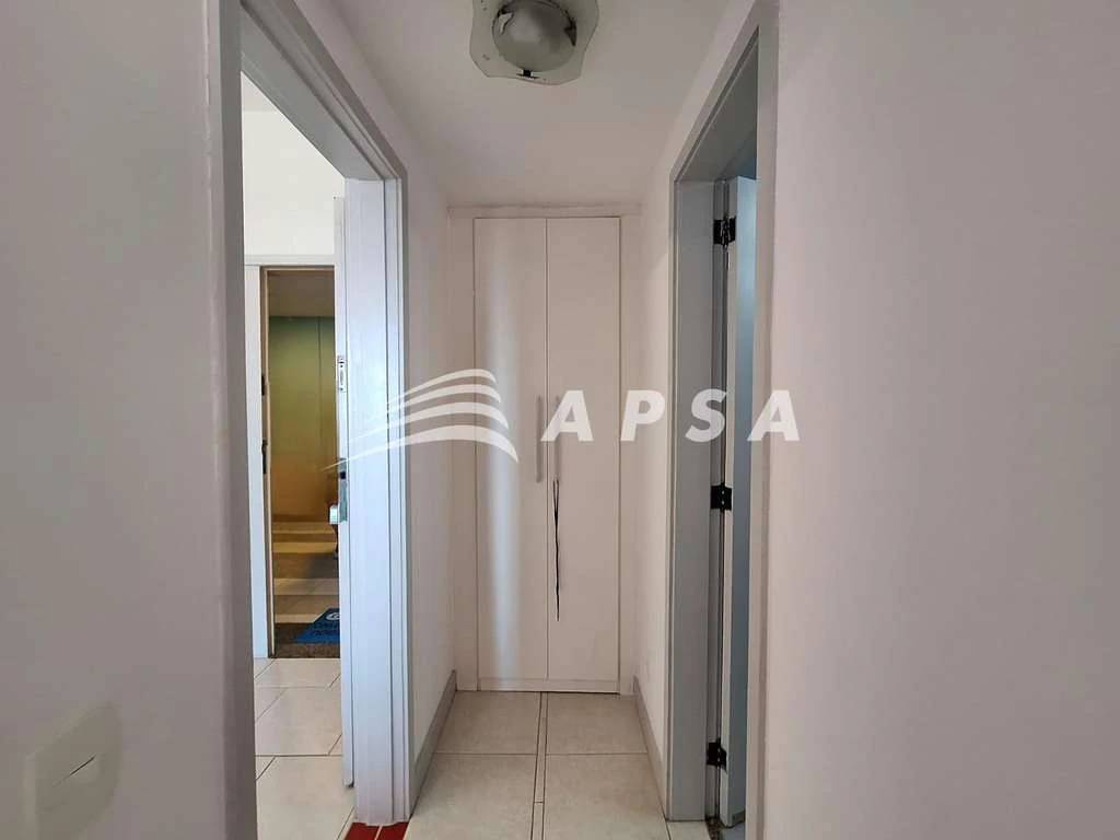 Furnished 1-bedroom apartment with an equipped kitchen — photo 3