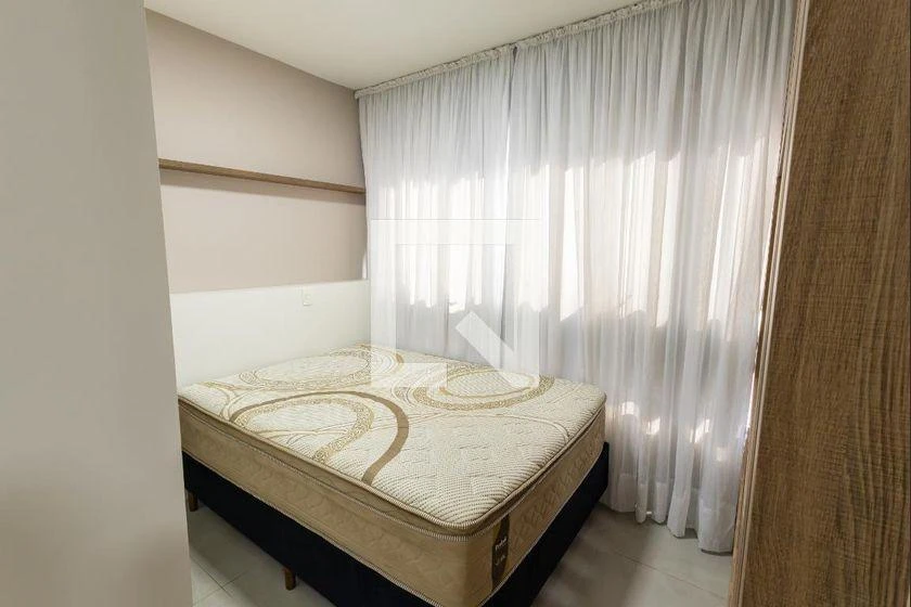 One-bedroom apartment with a home office in Curitiba — photo 4