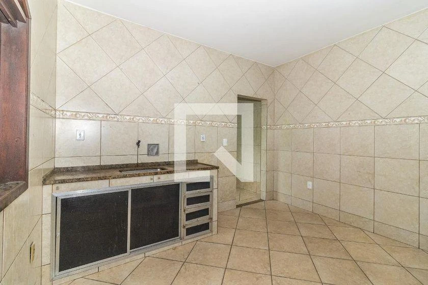 Rental house with balcony, 4 bedrooms and 120 m² — photo 8