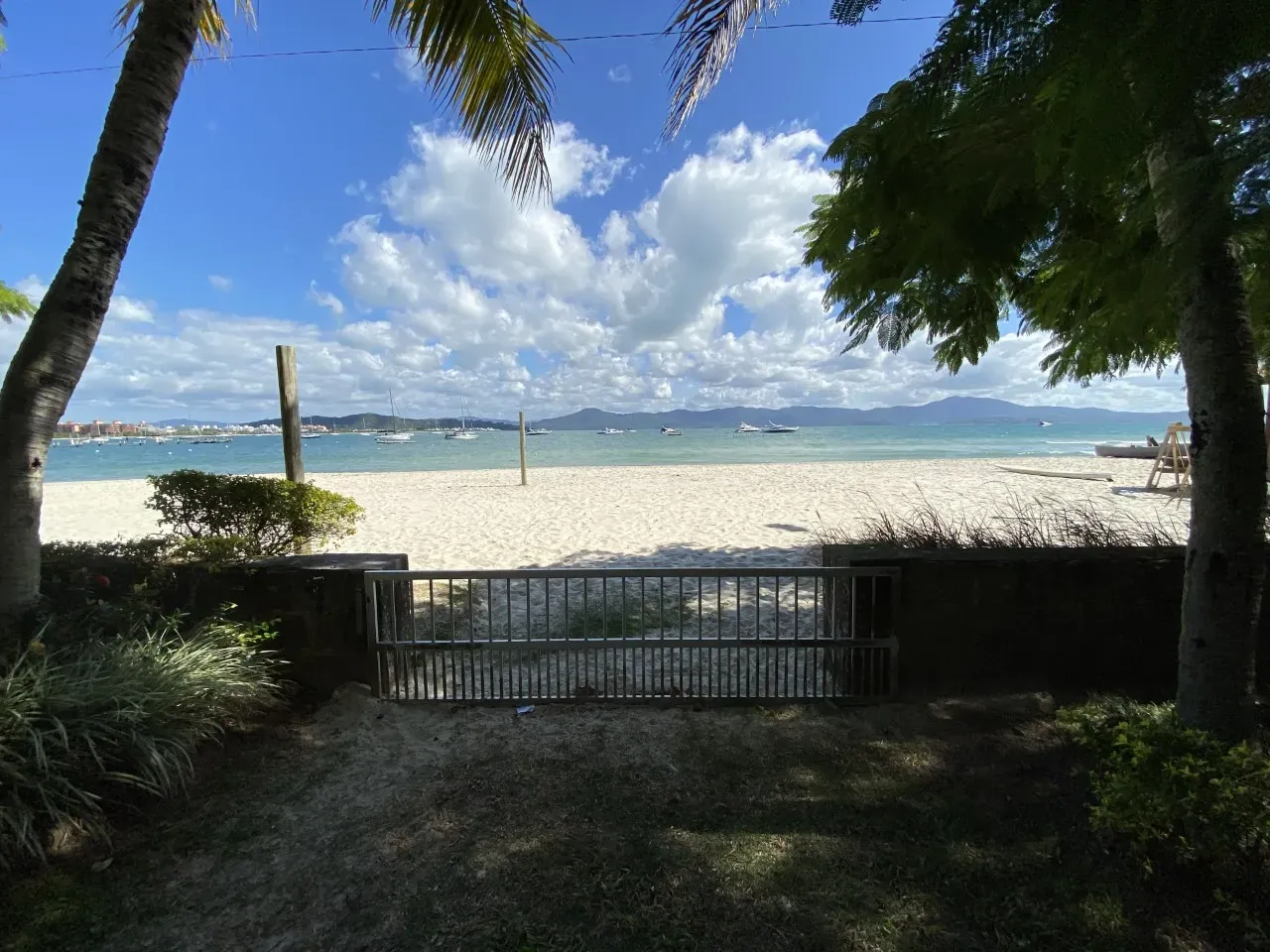 House with balcony and 4 bedrooms, 4 baths and 4 parking — photo 13