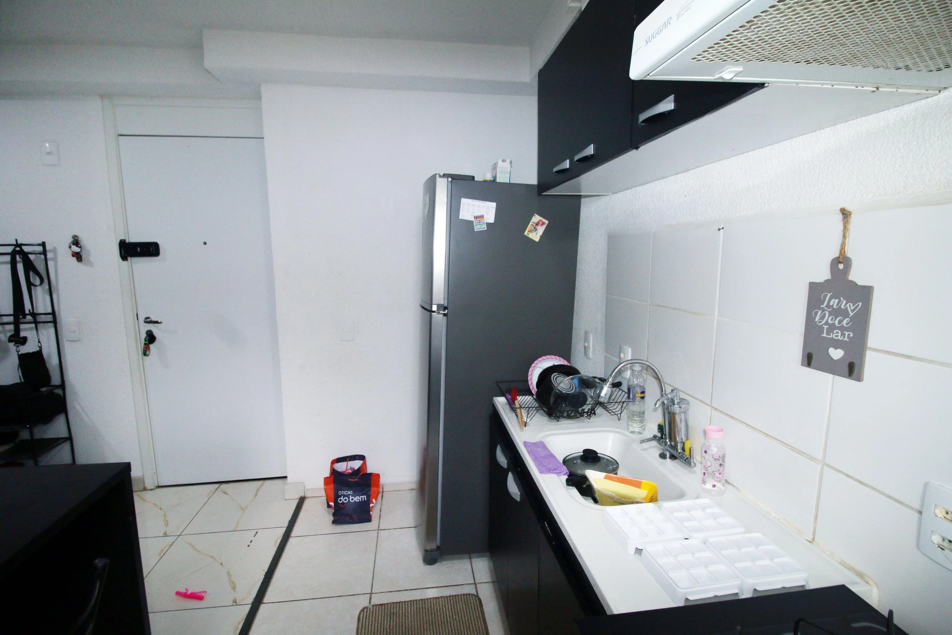 2-bedroom apartment with a washing machine — photo 24