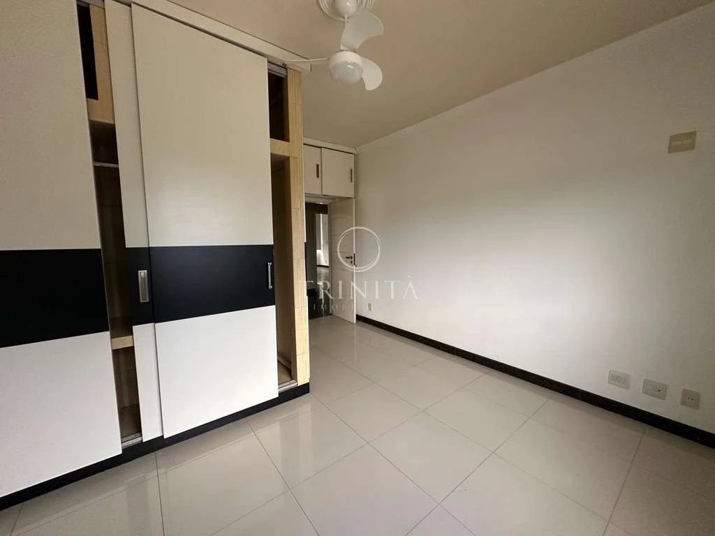 Casa mobiliada com 5 suítes e 7 banheiros — photo 18