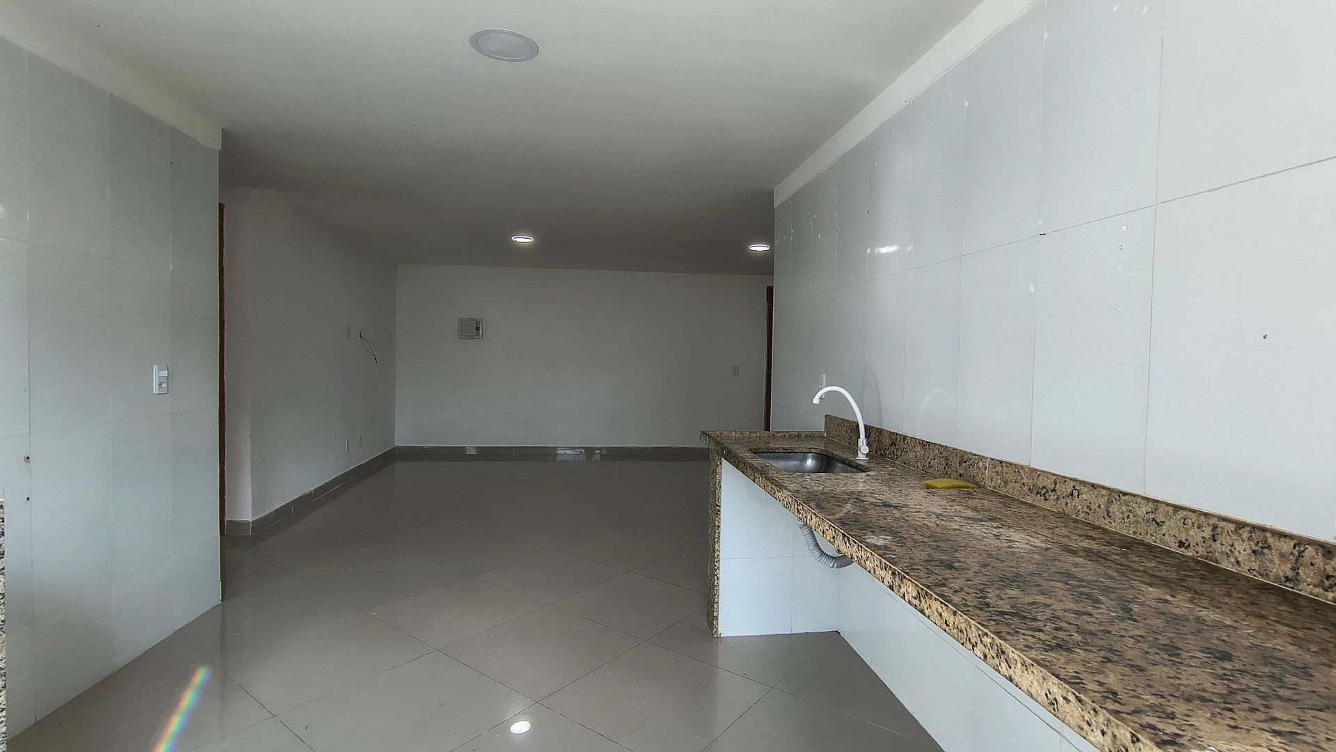 2-bedroom apartment with a mountain view in Rio de Janeiro — photo 13