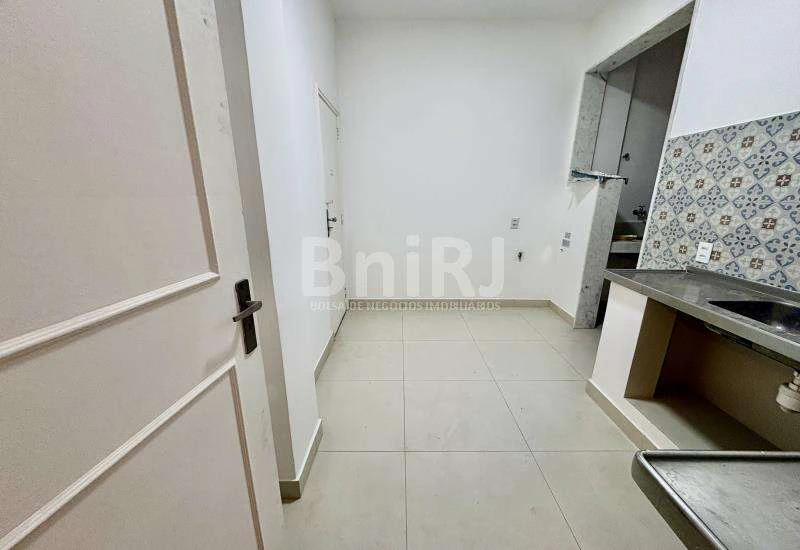 3-bedroom apartment with 1 en-suite and 2 bathrooms — photo 7