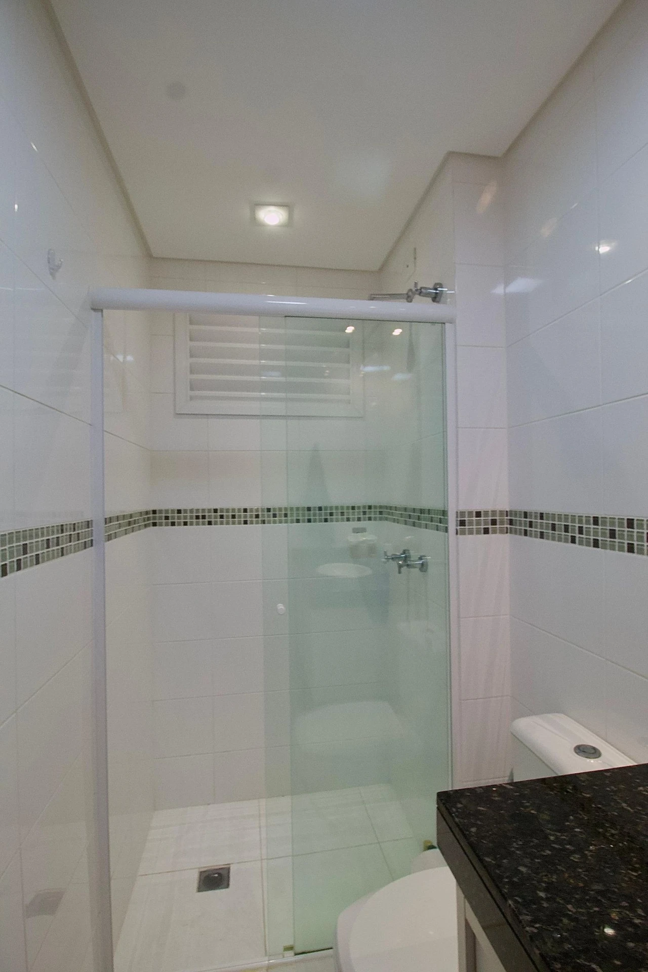 2-bedroom apartment with a washing machine — photo 25