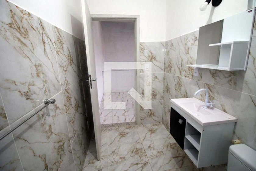 Rental house with 2 bedrooms and a balcony — photo 23