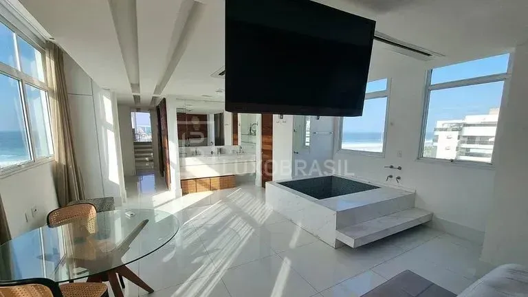 Furnished apartment with 3 bedrooms and water view — photo 14
