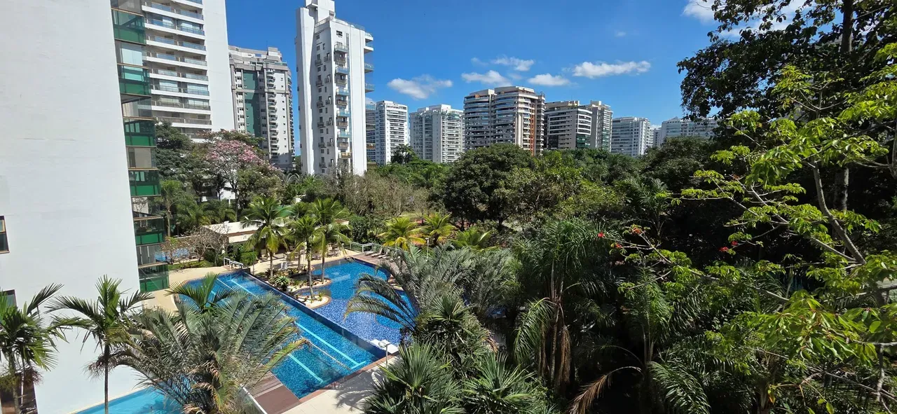 Apartamento de 4 suítes com 234 m² e 3 vagas no 4º andar — photo 2
