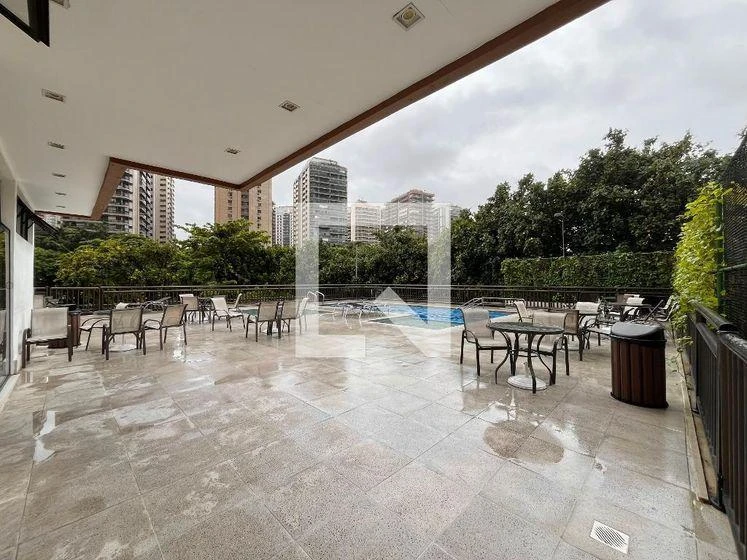 Гардеробная и 2 спальни: квартира 90 м² — photo 9
