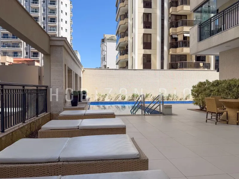 Furnished apartment, 86 m², with floor-to-ceiling windows — photo 7