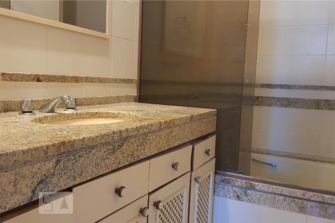 Apartment, 99 m², with a jacuzzi — photo 44