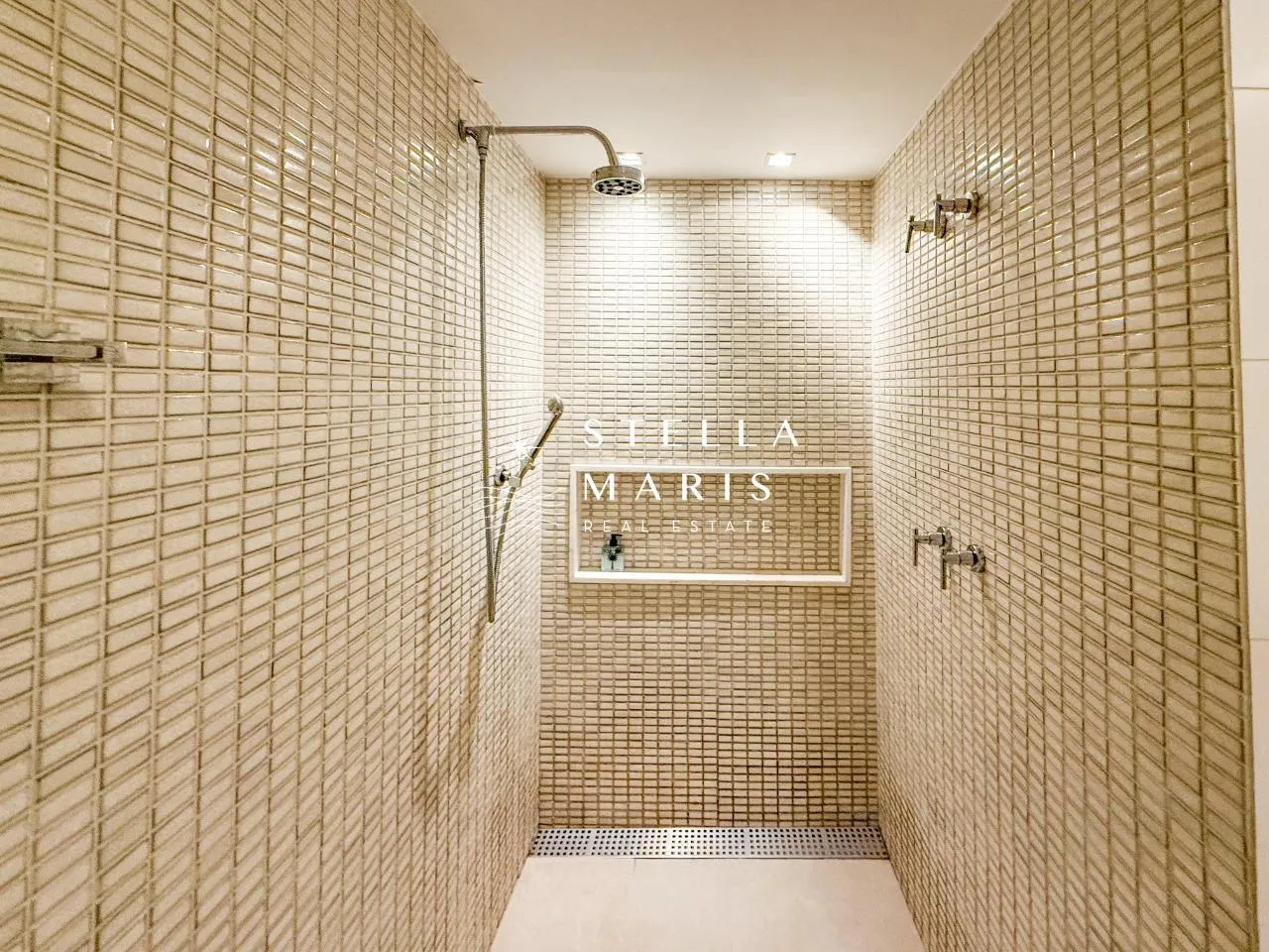 Apartamento com 3 quartos e cozinha a gás — photo 32