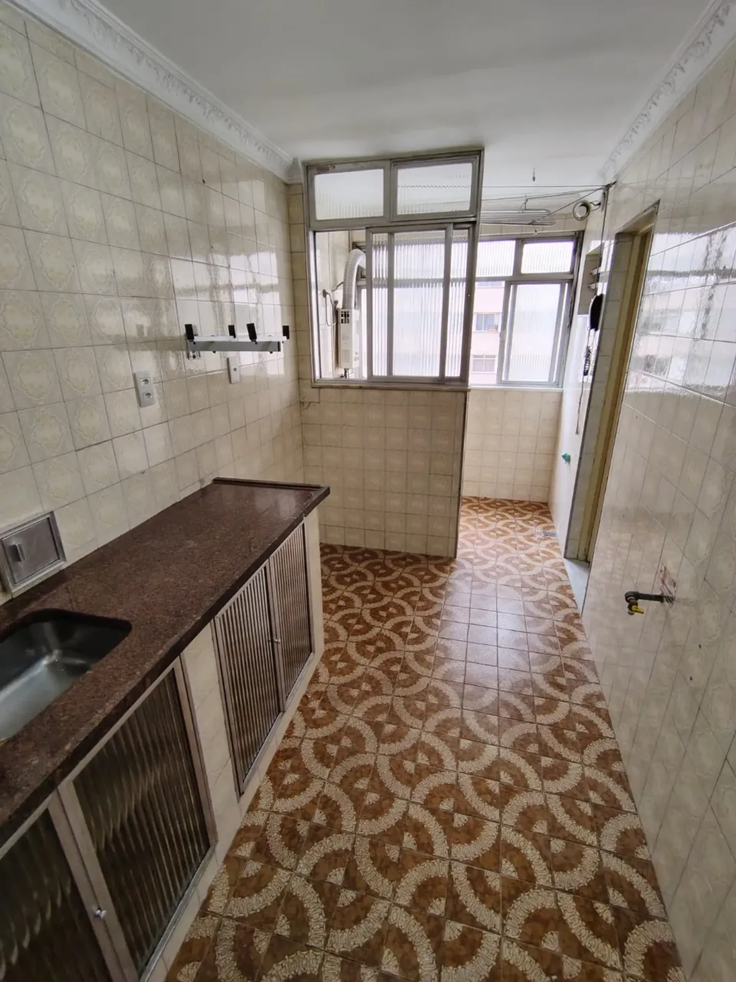 Робоче місце та 3 спальні: квартира 68 м² — photo 8