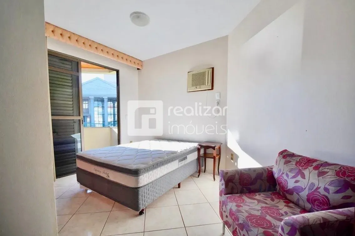 Apartamento de 3 dormitorios con balcón y 100 m² — photo 15