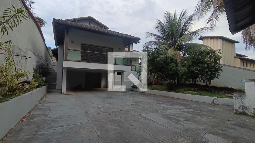 Home office in a 3-bedroom house, 760 m² — photo 45