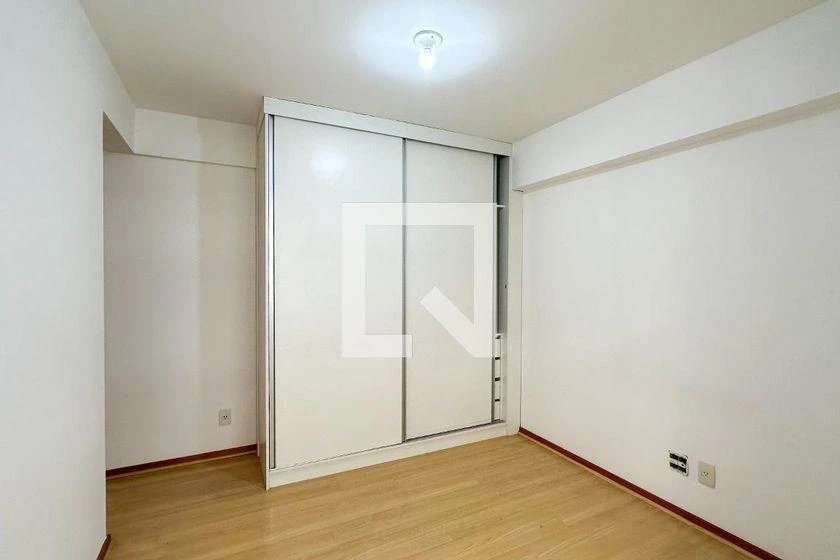 Квартира 87 м² з видом на гори та робочим місцем — photo 14