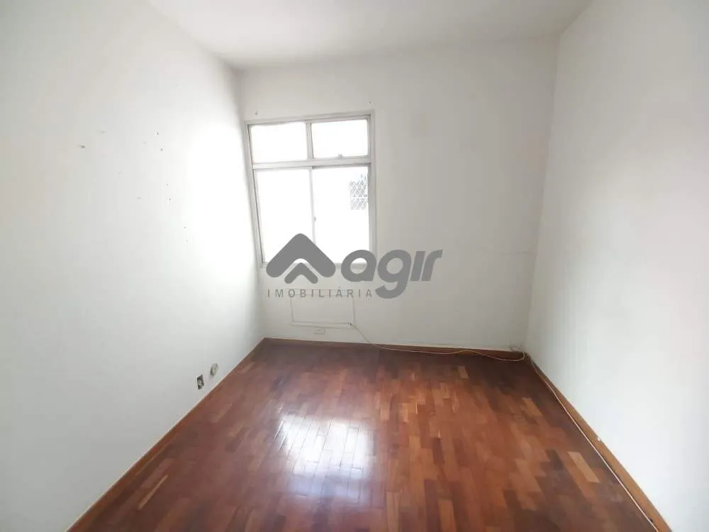 4-bedroom apartment with balcony and 2 parking spots — photo 22