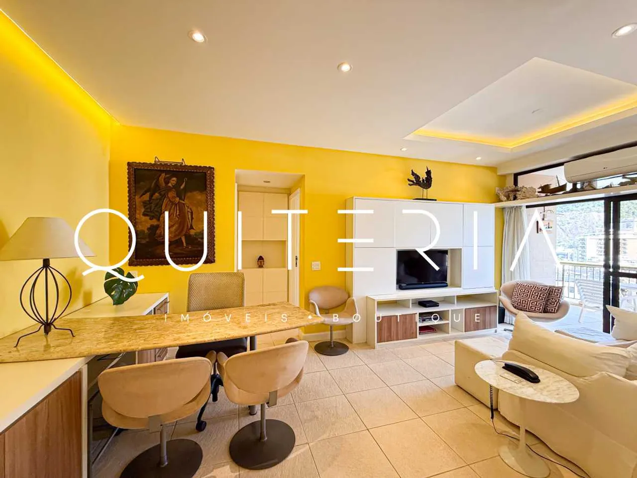 1-bedroom 1-bath apartment with balcony and open-plan kitchen — photo 5