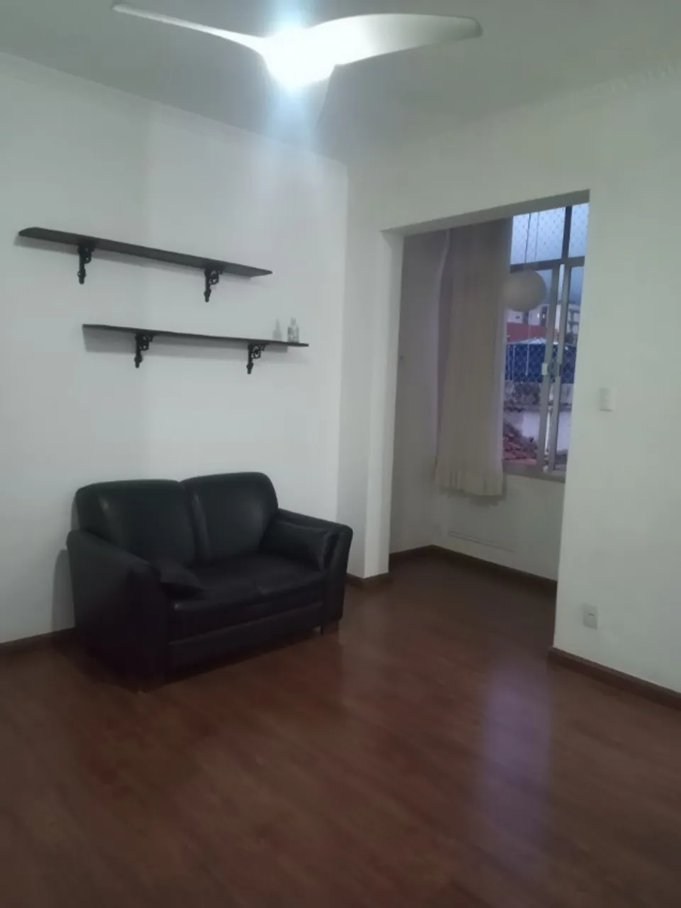 Unfurnished apartment with 2 bedrooms and a home office