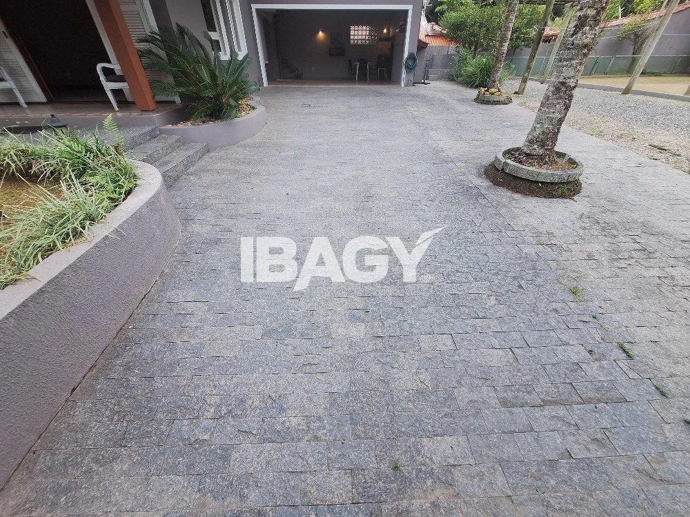 Мебльований будинок на 840 м² з 3 власними ванними — photo 33