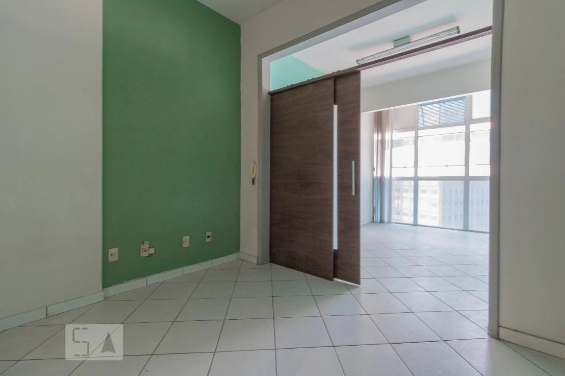 Unfurnished studio with balcony and 1 bathroom — photo 4