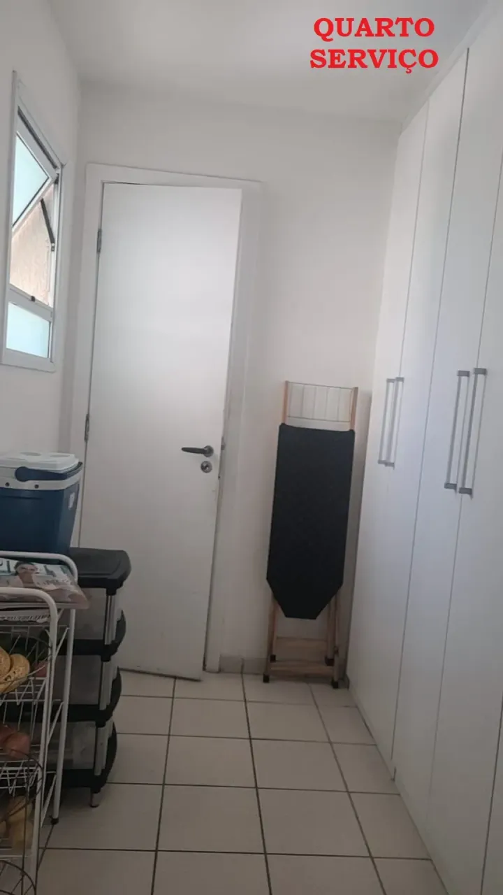 Furnished 3-bedroom apartment with enclosed glass balcony — photo 25