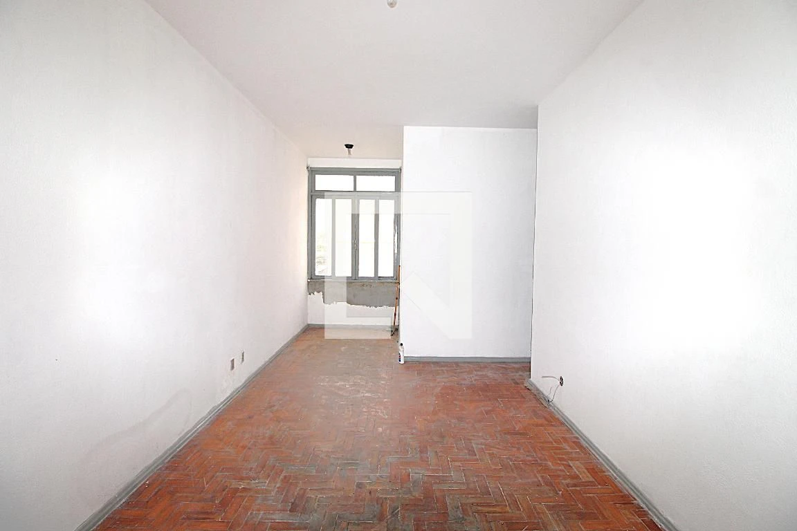 Unfurnished apartment with 2 bedrooms and separate kitchen — photo 10
