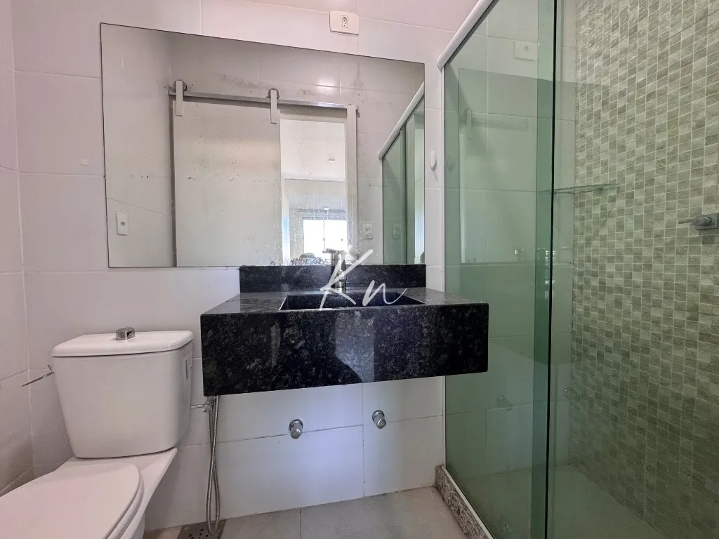 210 m² unfurnished apartment with 3 bedrooms and 5 baths — photo 29