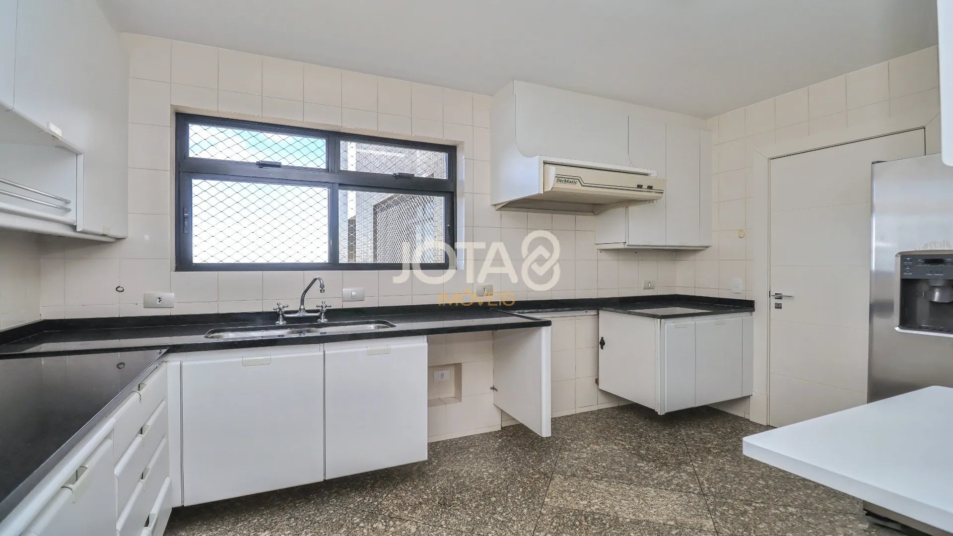 Apartamento sem mobília com churrasqueira privativa — photo 28