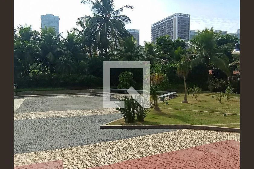 250 m² apartment with 4 bedrooms and 3 parking spots — photo 37